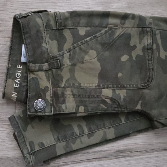 American Eagle Outfitters Camouflage Hi-Rise Jegging - Picture 7 of 10